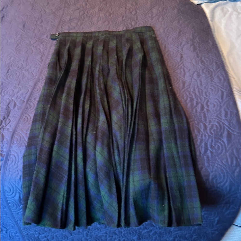 Elegant Green Plaid A-Line Skirt - Picture 2 of 3